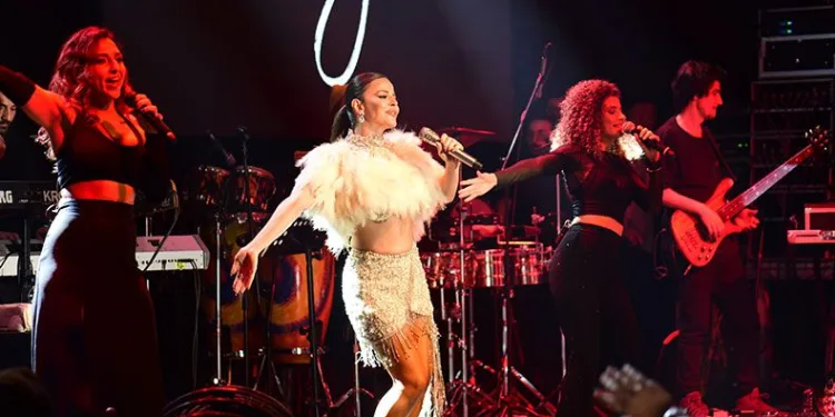 Bursa’da Simge rüzgarı