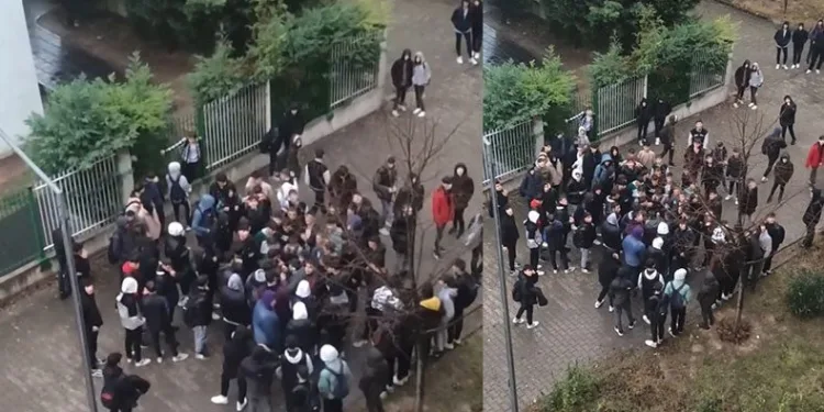 Liseli gençlerin tartışma anları kameralarda