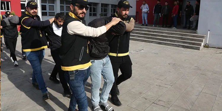 İşkenceci 5 şüpheli tutuklandı