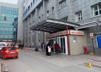 Bursa’da öğrenciler zehirlenme şüphesiyle hastaneye kaldırıldı