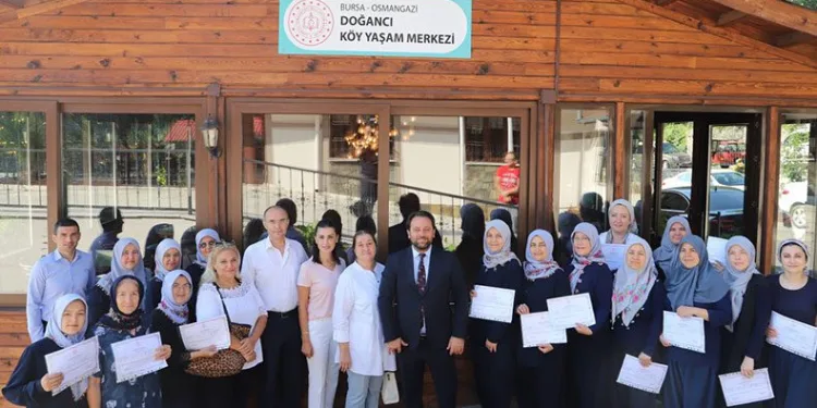 Yaşam merkezleri köylerin kalbi oldu