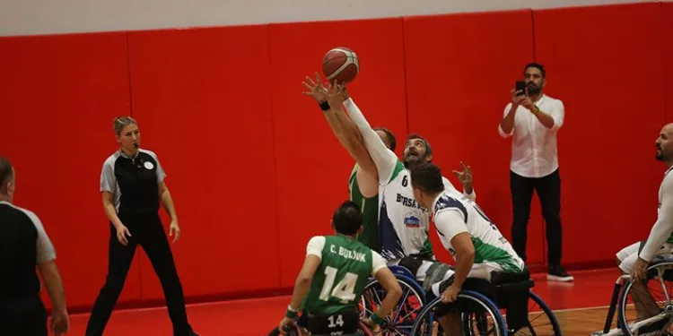 Basketçiler Süper Lig yolunda