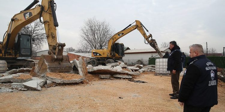 Nilüfer’de kaçak yapılarla mücadeleye devam