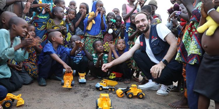 İnsan İzi Derneği ‘İyilik Köyü’ kuruyor