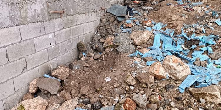 6 yaşındaki kız çocuğu boş arazide ölü bulundu