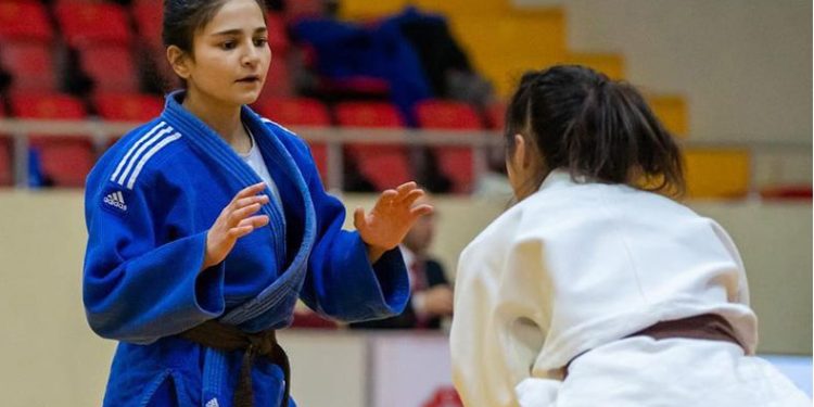 Gemlik Belediyespor turnuvada derece yaptı