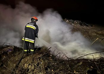 Bolu’da çıkan çöp yangınına müdahale