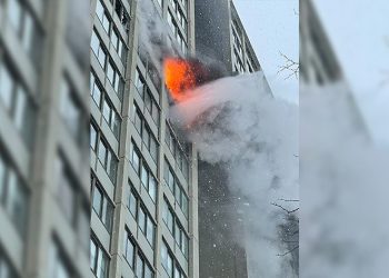 ABD’de 25 katlı binada yangın