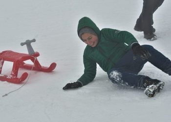 Kar yağdı, Akdağ şenlendi