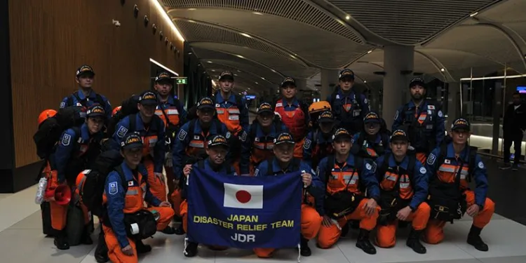 Japon arama kurtarma ekibi Türkiye’ye geldi