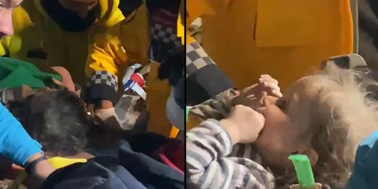 Enkaz çalışmalarının 96. saatinde gelen kurtuluş