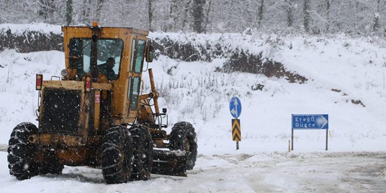 Karayolda kazalar peş peşe geldi