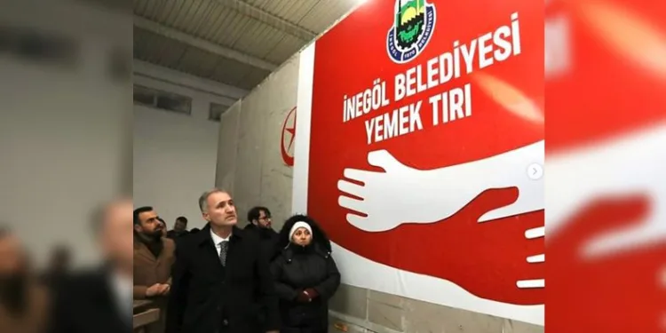 İnegöl’den deprem bölgesine yemek tırı