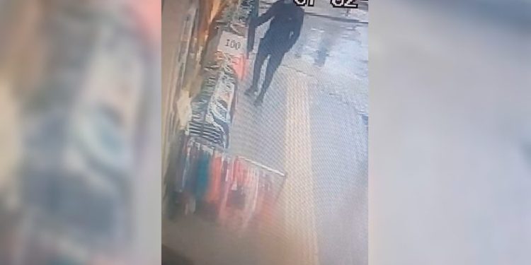 Bursa’da pes dedirten hırsızlık