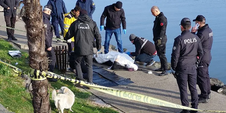 İki çocuk annesi kadının denizde cesedi bulundu