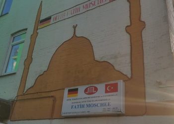 Almanya’da camideki çocuklara ırkçı tehdit