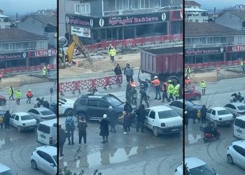 Bursa’da husumetli sürücüler tekme tokat kavga etti