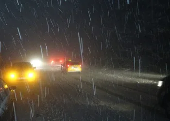 Uludağ yolunda tipi sonrası yol kapandı