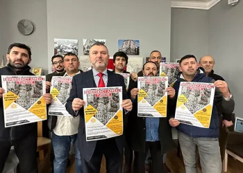 İngiltere’deki Türklerden yardım kampanyası