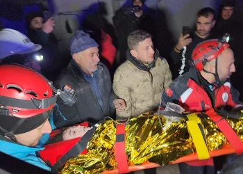 Küçük Betül 47 saat sonra kurtarıldı