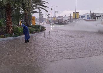 Dolu ve sağanak bastırdı