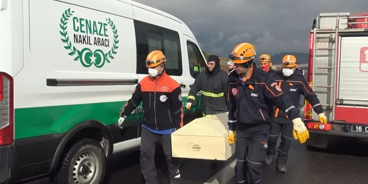 Katliam gibi kazada ölen 4 kişinin kimlikleri belli oldu