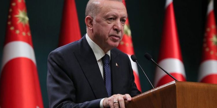 Cumhurbaşkanı Erdoğan seçim kararını imzaladı