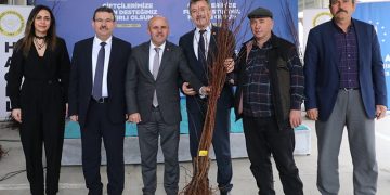 Üretim çiftçiden destek Büyükşehir’den