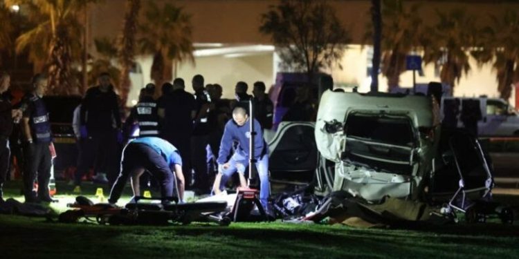 İsrail’de bir arabanın yayaların içine dalması üzerine bir turist hayatını kaybetti