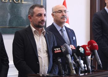 Altay Başkanı Ayhan Dündar: “Gemi limana yanaştı”