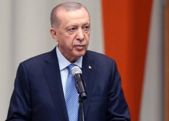 Cumhurbaşkanı Erdoğan, üs bölgesindeki askerlerle görüştü