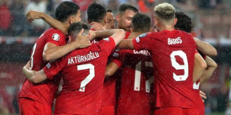 A Milli  futbol takımımız yine kazandı