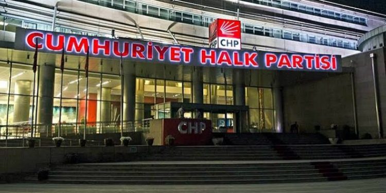 CHP’de şok ihraç istemiyle disiplin kuruluna sevk edildi