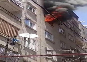 Çakmakla oynayan çocuk evi yaktı