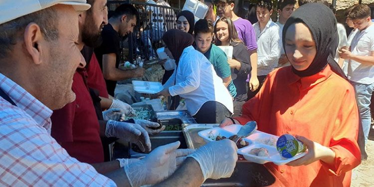 Büyükorhan’da Osman Dede anıldı