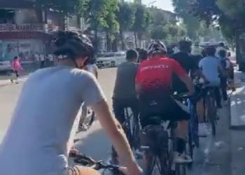 Bisikletliler, tepkilerini böyle gösterdi