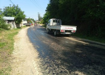 Sıcaktan asfaltlar eridi