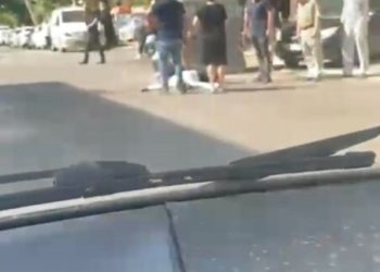 babaları arasında çıkan kavgada 1 yaralı