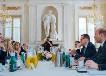 Morawiecki’den açıklama