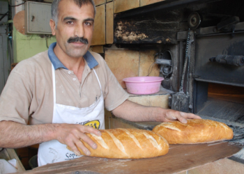 Ekmek yeni fiyattan satılmaya başlandı