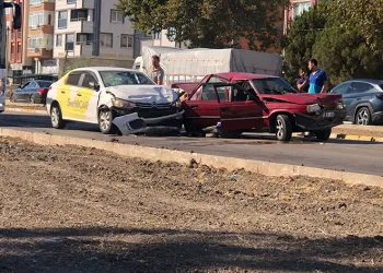 Bandırma’da zincirleme kaza