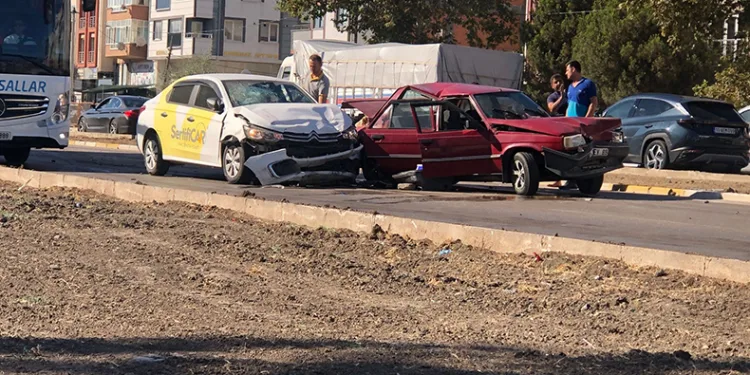 Bandırma’da zincirleme kaza