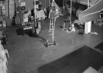 Antika dükkanındaki soygun kamerada