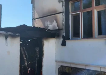 Patlayan kalorifer kazanı yangın çıkardı