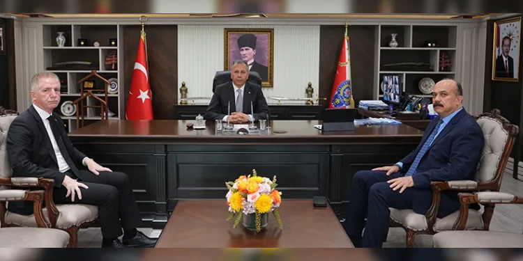 Bakan Yerlikaya’dan asayiş toplantısı