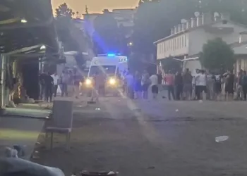 Hipodromda meydan savaşı gibi kavga