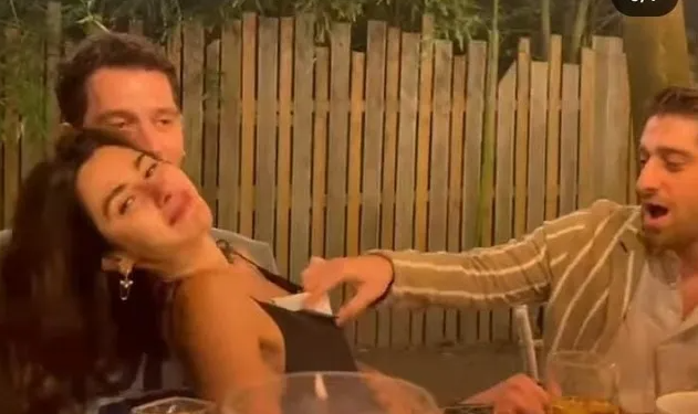 Cavadzade’nin göğsüne para sıkıştırdığı anlar çok konuşulan Akkaş, eşinden özür diledi