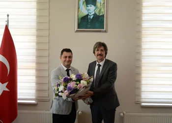 BUÜ Mühendislik Fakültesi’nde bayrak değişimi