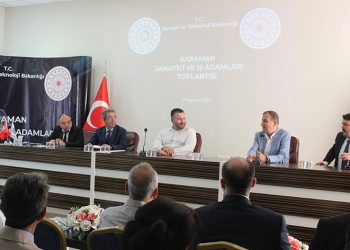 “Memleketin gerçek kahramanları sanayicilerdir”