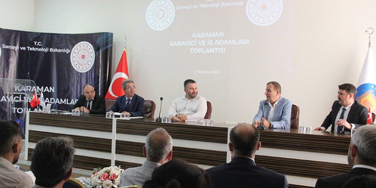 “Memleketin gerçek kahramanları sanayicilerdir”